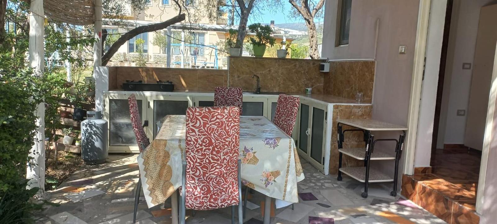 فيلا Novruzi Complex فلورا المظهر الخارجي الصورة